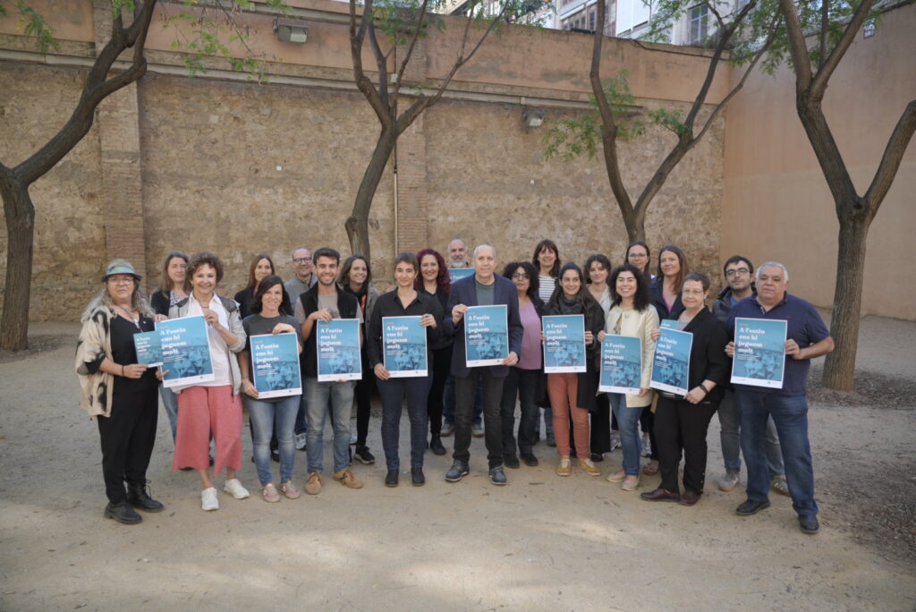 Entitats, federacions i col·legis professionals dels àmbits de la salut, esportiu, cultural, social, educatiu i d’infància i joventut reivindiquem conjuntament que es garanteixi el dret al lleure educatiu a l’estiu.